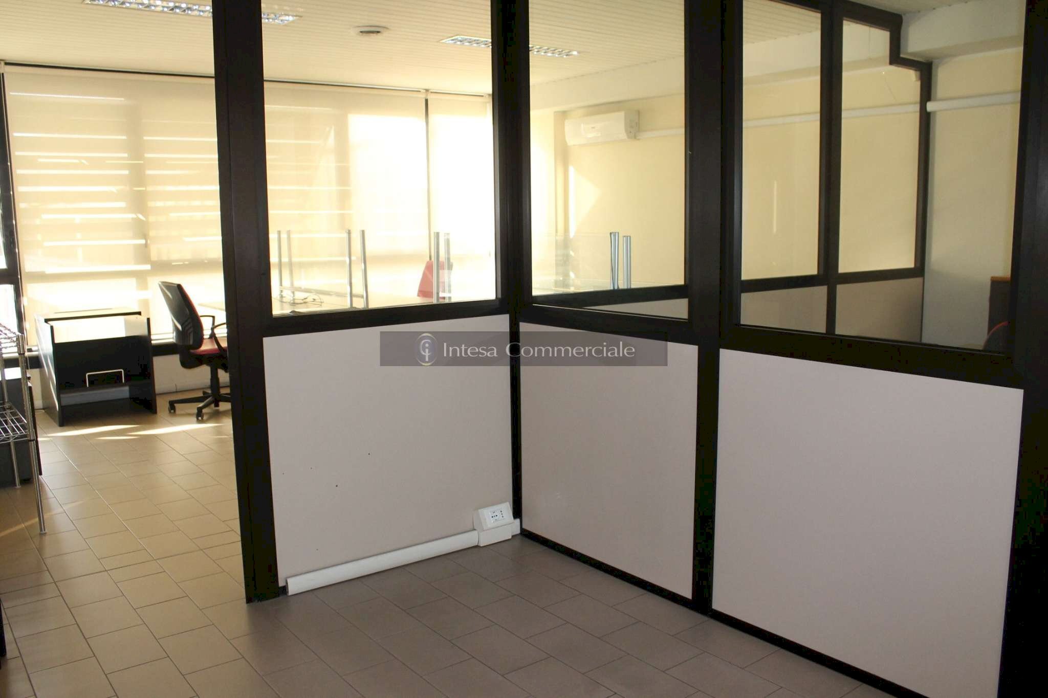 1 interno - Laboratorio Brescia (zona Centro Storico) - foto 3