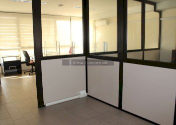 1 interno - Laboratorio Brescia (zona Centro Storico) - foto 3