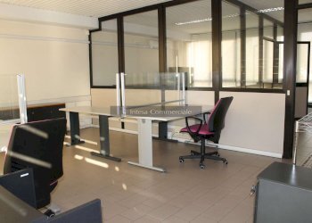 6  INTERNO - Laboratorio Brescia (zona Centro Storico) - foto 8