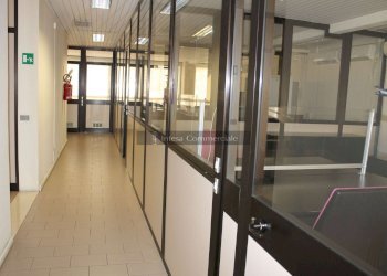 11  INTERNO - Laboratorio Brescia (zona Centro Storico) - foto 13