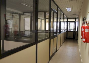 16  INTERNO - Laboratorio Brescia (zona Centro Storico) - foto 22