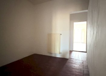 Three-room apartment Imola - photo 17