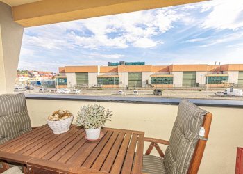 Appartamento Via Cibrario 57, Genova (zona Sestri Ponente) - foto 1