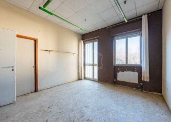 Capannone Strada Novi, Ovada - foto 30