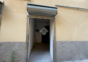 Posto Auto Via Donghi, Genova (zona San Fruttuoso) - foto 4