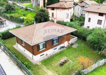 Casa indipendente Esine - foto 3