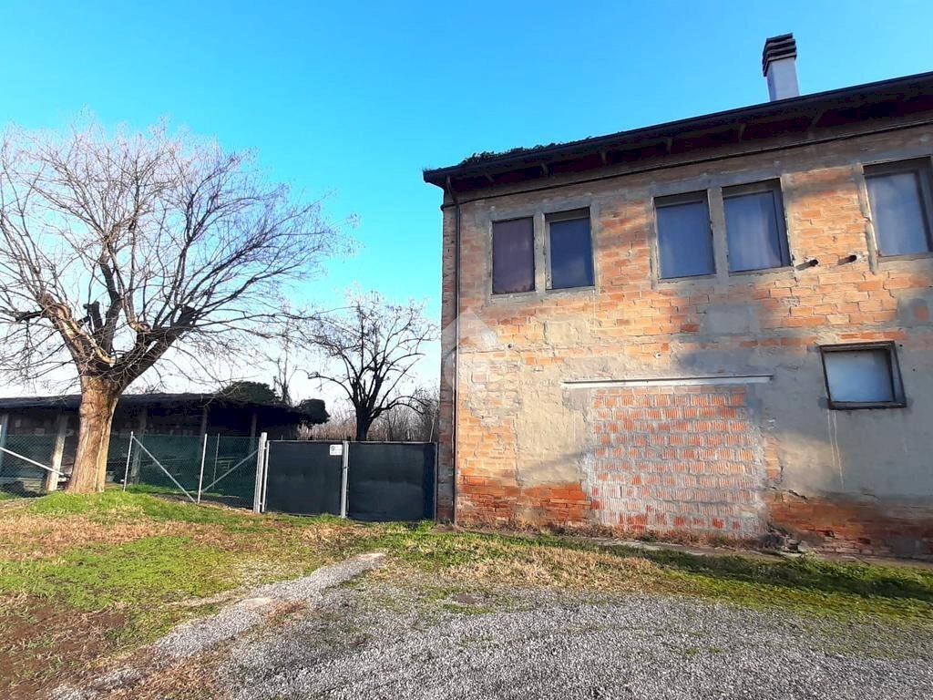 Porzione di casa Via Zampeschi, Forlì - foto 1