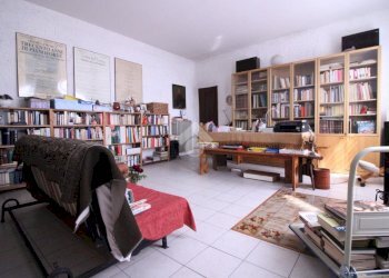 Portion of a house Via Zampeschi, Forlì - photo 2