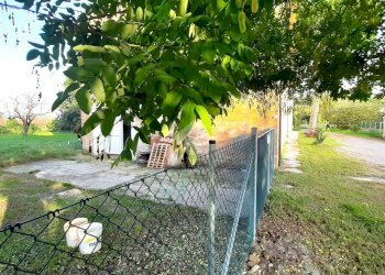 Portion of a house Via Zampeschi, Forlì - photo 11