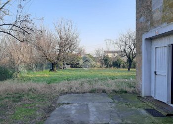 Portion of a house Via Zampeschi, Forlì - photo 8