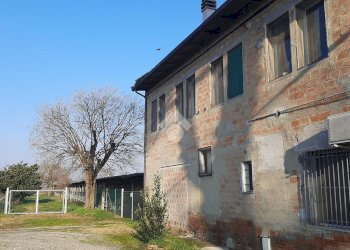 Portion of a house Via Zampeschi, Forlì - photo 22