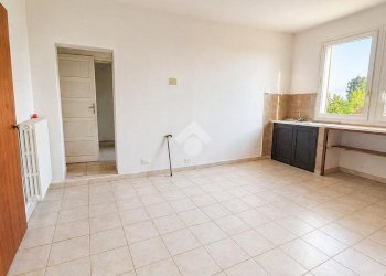 Portion of a house Via Zampeschi, Forlì - photo 5