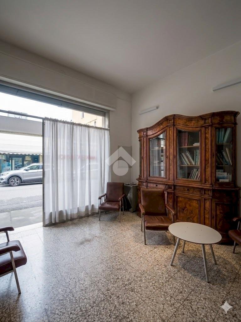 Commercial Activity Negozio via grillenzoni, Ferrara - photo 2