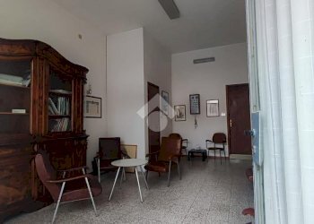 Commercial Activity Negozio via grillenzoni, Ferrara - photo 2