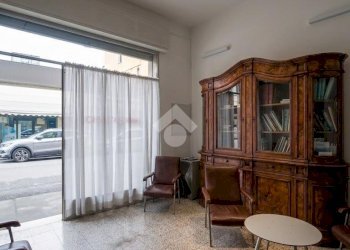 Commercial Activity Negozio via grillenzoni, Ferrara - photo 2