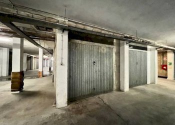 Vista - Box via Raffaele Lumelli, 11, Alessandria - foto 1