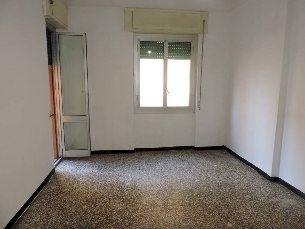 SOGGIORNO - Four-room apartment via Dino Col, Genova (neighborhood Sampierdarena) - photo 3