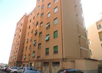 PALAZZO - Quadrilocale via Dino Col, Genova (zona Sampierdarena) - foto 1