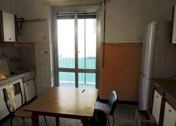 CUCINA - Quadrilocale via Dino Col, Genova (zona Sampierdarena) - foto 6