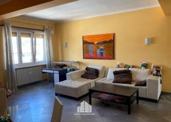 Salone - Trilocale via Alcide De Gasperi, 27, Bra - foto 4