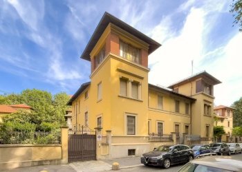 Facciata - Villa corso Galileo Ferraris, 265, Torino (neighborhood Santa Rita) - photo 1