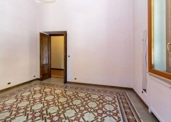 Stanza non arredata - Villa corso Galileo Ferraris, 265, Torino (zona Santa Rita) - foto 10