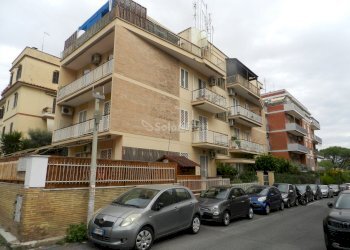 Palazzina.JPG - Bilocale Via Giovanni Nicoletti, Roma - foto 2