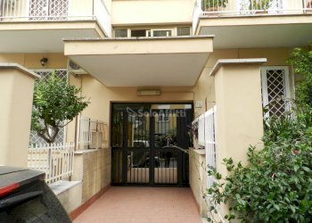 Androne.JPG - Bilocale Via Giovanni Nicoletti, Roma - foto 3