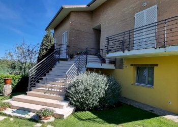 Villa Senigallia - foto 1