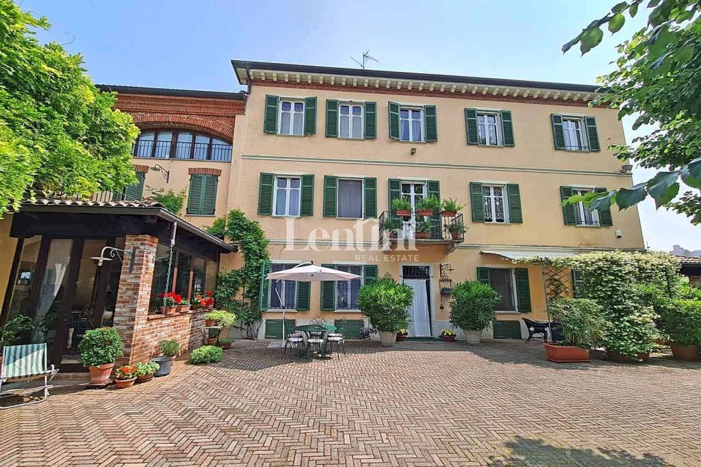 Cortile interno - Rustic Regione Tronco, Vignale Monferrato - photo 1