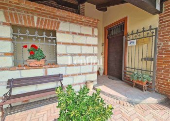 Cortile interno - Rustic Regione Tronco, Vignale Monferrato - photo 9