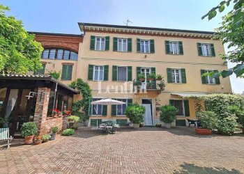 Cortile interno - Rustic Regione Tronco, Vignale Monferrato - photo 1