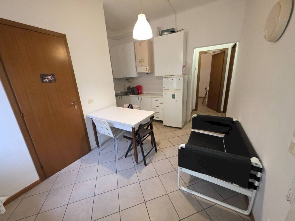 Cucina - Three-room apartment via Augusto Aglebert, Bologna (neighborhood Costa Saragozza) - photo 2