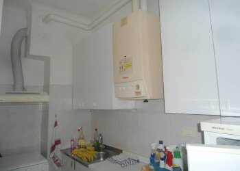 Cucina - Appartamento via Augusto Aglebert, Bologna (zona Costa Saragozza) - foto 7