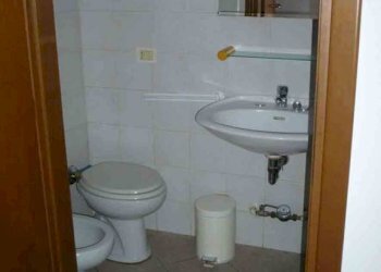 Bagno - Appartamento via Augusto Aglebert, Bologna (zona Costa Saragozza) - foto 11