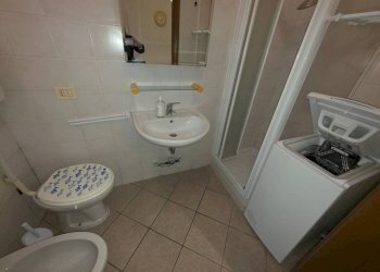 Bagno - Three-room apartment via Augusto Aglebert, Bologna (neighborhood Costa Saragozza) - photo 15