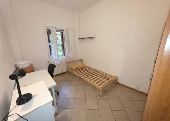 Camera da letto - Trilocale via Augusto Aglebert, Bologna (zona Costa Saragozza) - foto 33