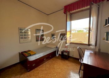 Camera da letto - Casa indipendente via Faiti, La Spezia - foto 9