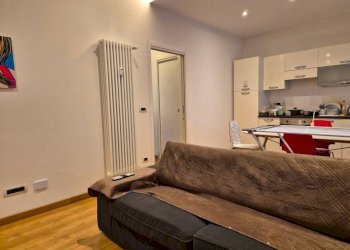 Salone - Bilocale corso Giovanni Giolitti, Cuneo (zona Centro) - foto 3