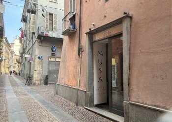 Zona - Negozio via Caraglio, 6, Cuneo (zona Centro) - foto 10