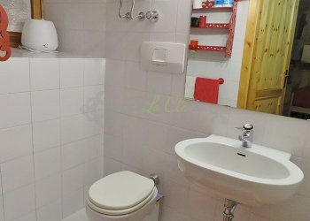 BAGNO PIANO INTERRATO - Four-room apartment Via Hermitage 2, Courmayeur - photo 15