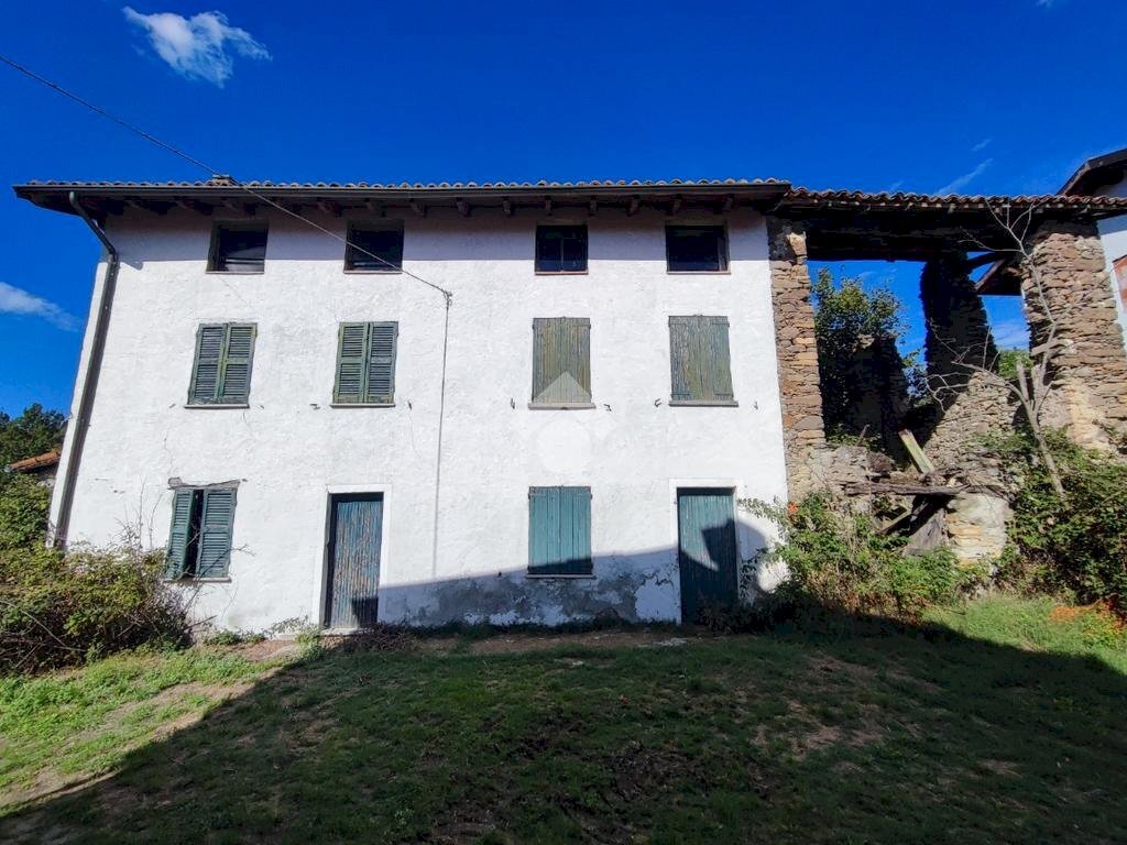 Casa indipendente Fraz. Boschi Superiori, Garbagna - foto 1