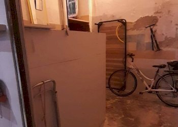 Attività Commerciale via falletti, Savona (zona Villapiana) - foto 5