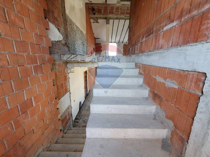 Semi-detached Villa Torre de' Roveri - photo 2