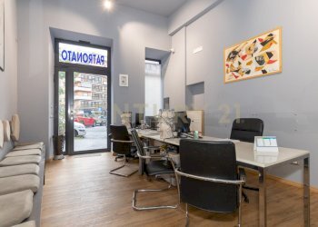 Largo Rosolino Pilo 6 CT (6).jpg - Locale Commerciale Largo Rosolino Pilo 6, Catania - foto 7