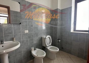 a30bbeef-fd4b-4520-8577-761512b0b619.jpeg - Locale Commerciale Via Elorina, Siracusa - foto 19