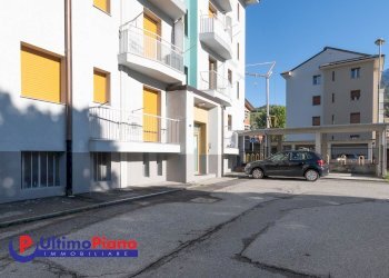 Trilocale Via Buthier 23, 23, Aosta - foto 1