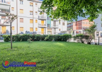 Trilocale Via Buthier 23, 23, Aosta - foto 2