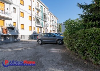 Trilocale Via Buthier 23, 23, Aosta - foto 24