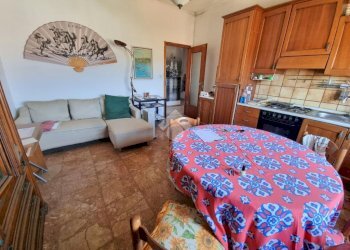 Four-room apartment Via Torino, San Francesco al Campo - photo 4